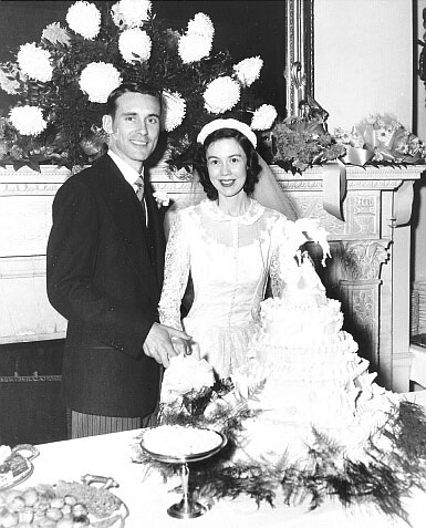 Robert Gaudin Greene weds Ellen Rowena Deckelman on November 8, 1952